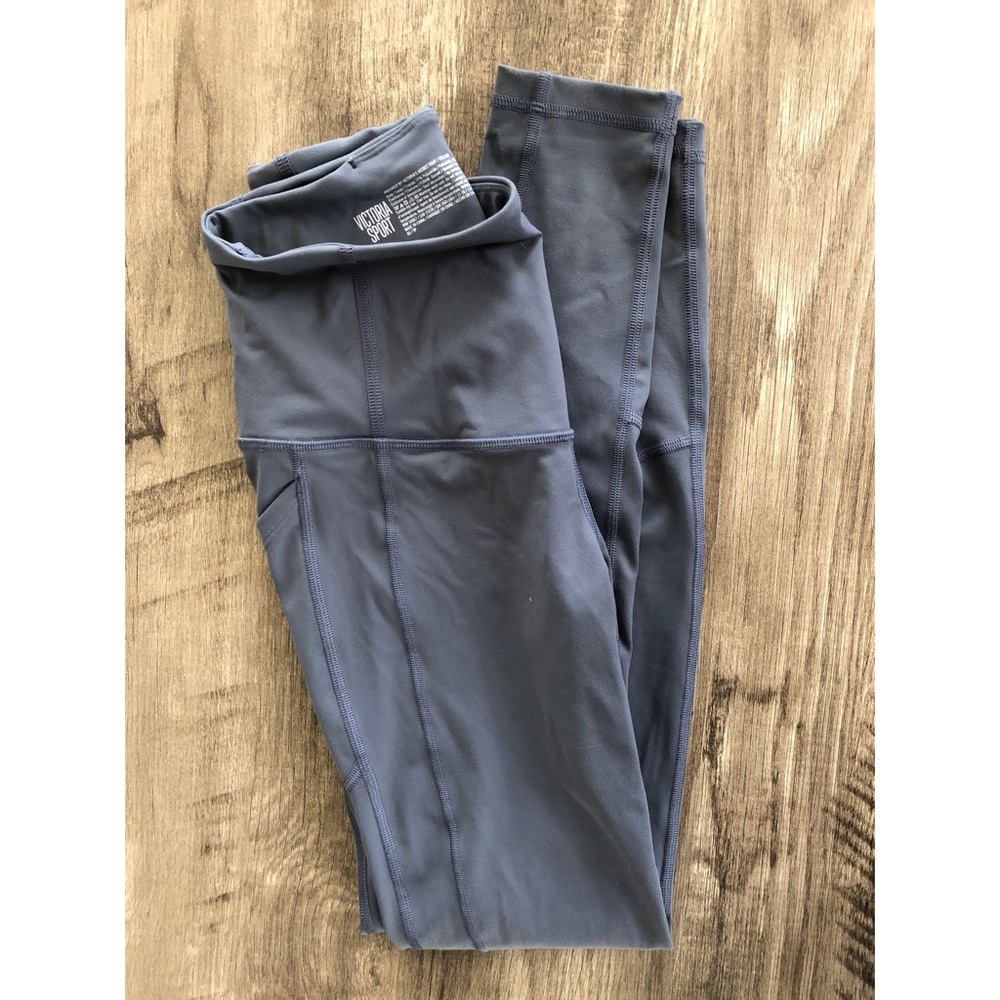 Victoria’s Secret Knockout Leggings - Picture 1 of 4
